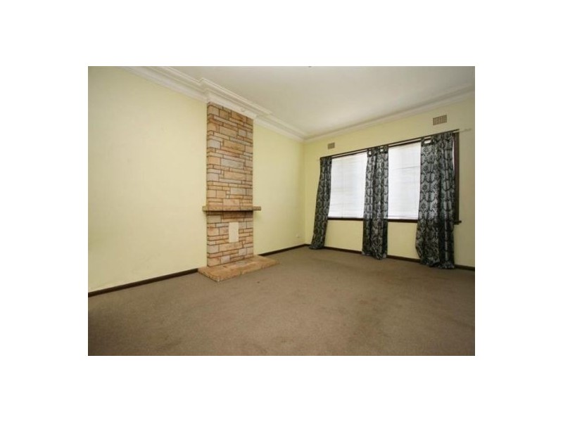 12 Gibbes Street, Regentville NSW 2745