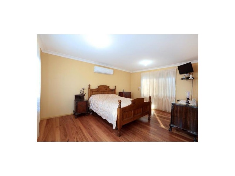 17 Lucas Street, Emu Plains NSW 2750