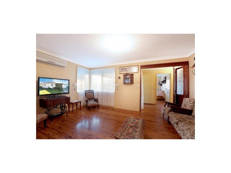 17 Lucas Street, Emu Plains NSW 2750