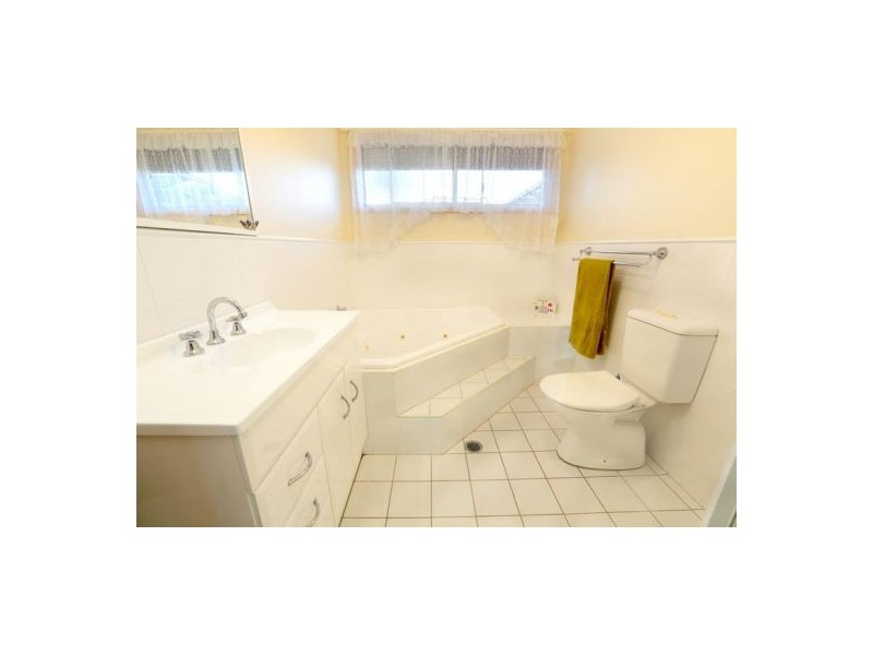 17 Lucas Street, Emu Plains NSW 2750