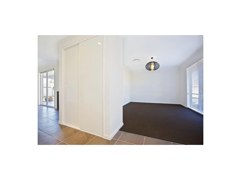 12 Andromeda Drive, Cranebrook NSW 2749