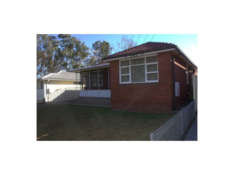 43 Barlow Street, Cambridge Park NSW 2747