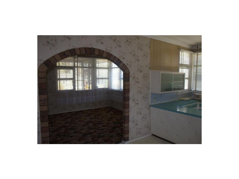 43 Barlow Street, Cambridge Park NSW 2747