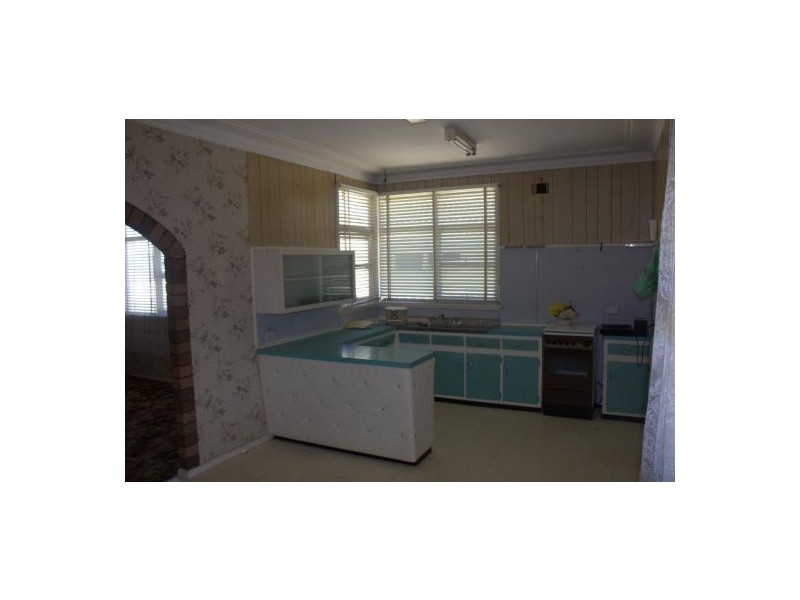 43 Barlow Street, Cambridge Park NSW 2747