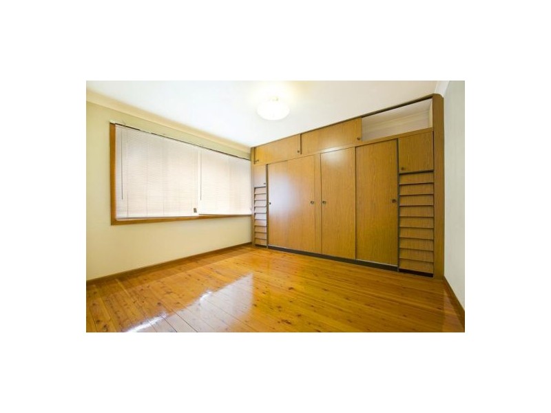 18 Moira Crescent, St Marys NSW 2760