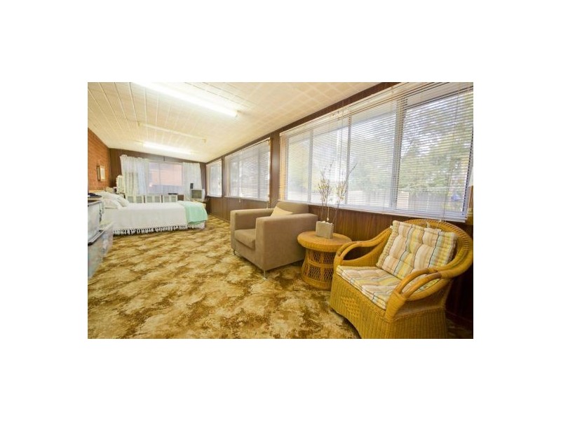 18 Moira Crescent, St Marys NSW 2760