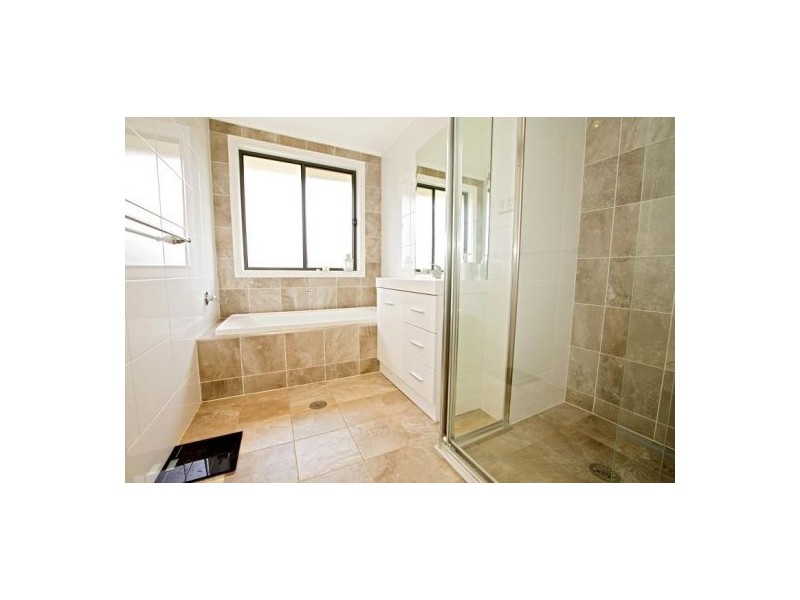 15 Cherrywood Street, Claremont Meadows NSW 2747