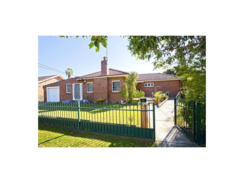 2 Hornseywood Avenue, Penrith NSW 2750