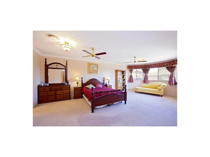 12 Bayldon Place, Glenmore Park NSW 2745