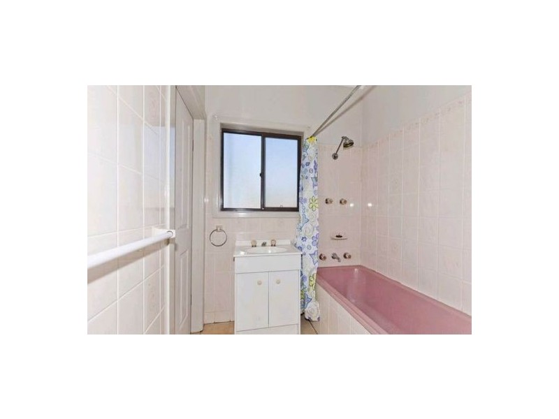 84. College Street, Cambridge Park NSW 2747