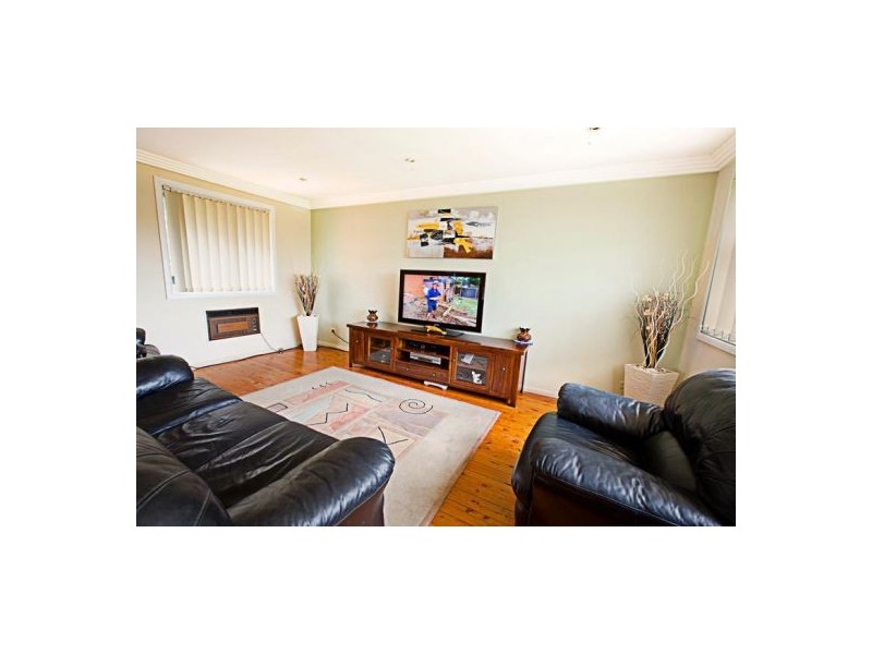 5 Grange Crescent, Cambridge Gardens NSW 2747