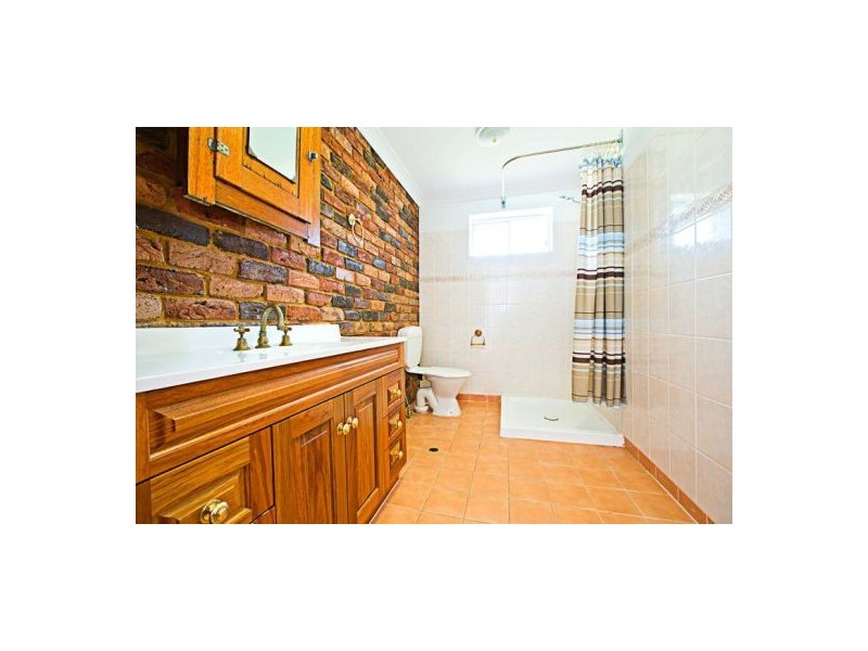 27 Currawong Crescent, Leonay NSW 2750