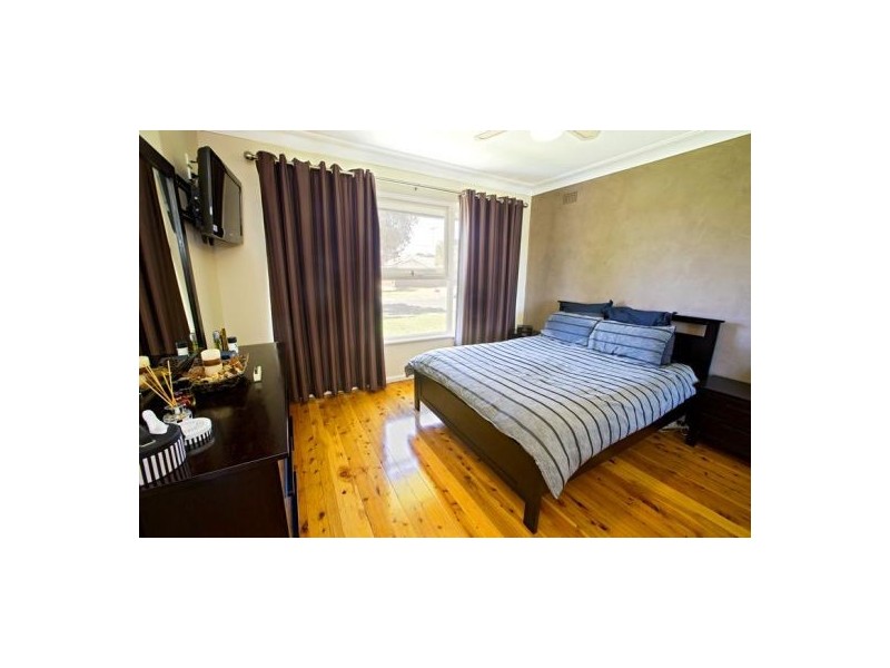 37 Stapley Street, Kingswood NSW 2747