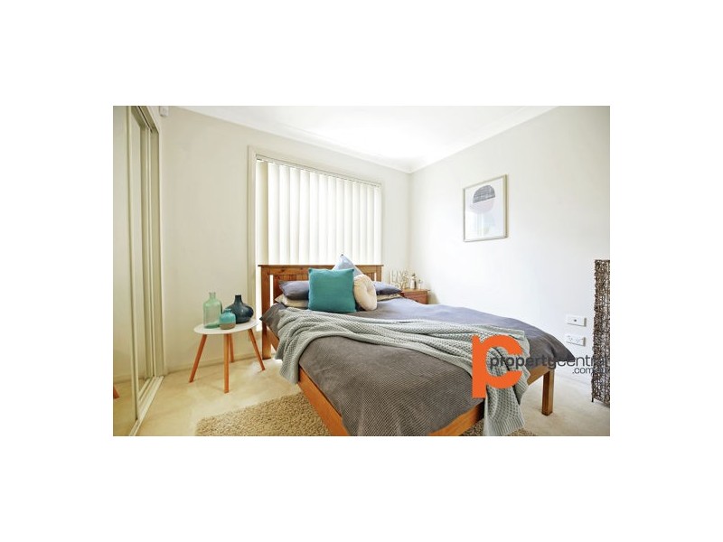 4/30 Brisbane Street, Oxley Park NSW 2760