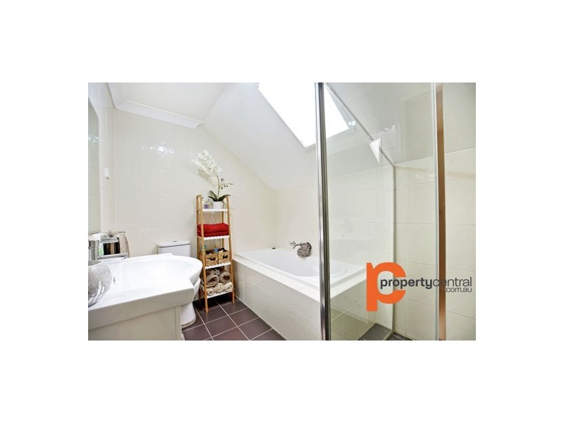 4/30 Brisbane Street, Oxley Park NSW 2760