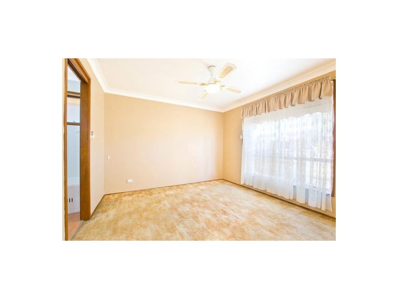 13 Sunflower Drive,, Claremont Meadows NSW 2747