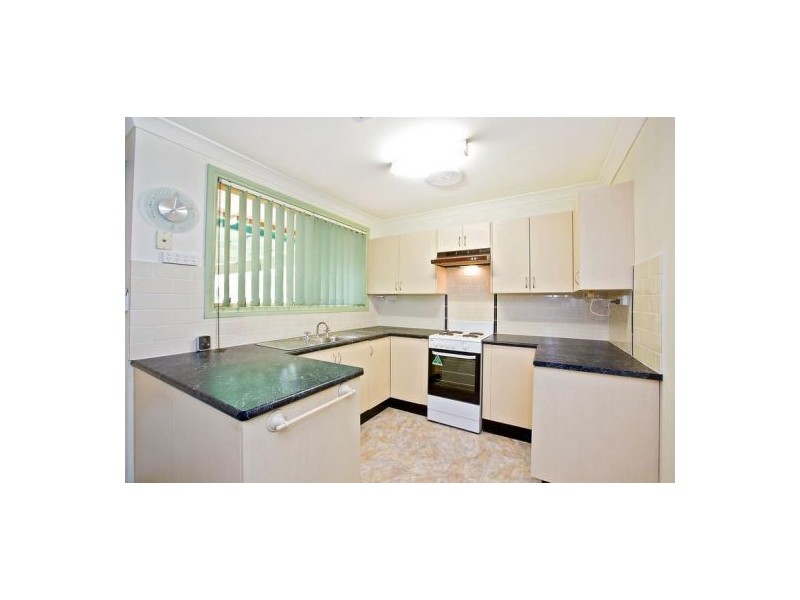 2/38 Edward Street, Kingswood NSW 2747