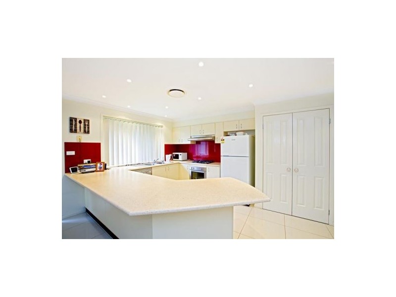 16 Waterside Boulevarde, Cranebrook NSW 2749