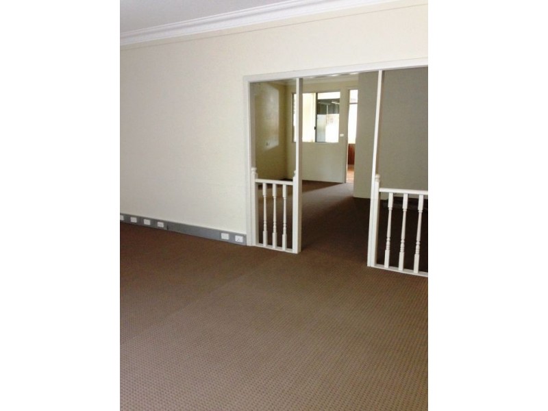 122 Woodriff Street, Penrith NSW 2750