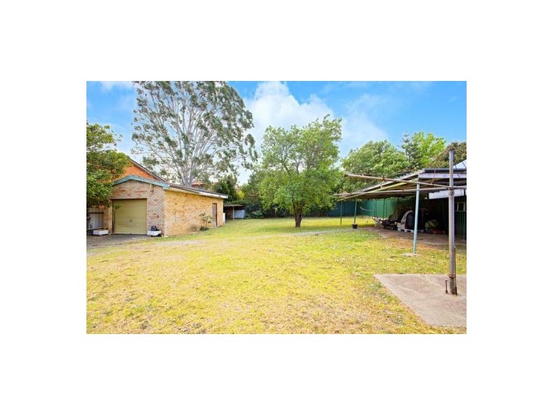 19 Lethbridge Street, Penrith NSW 2750