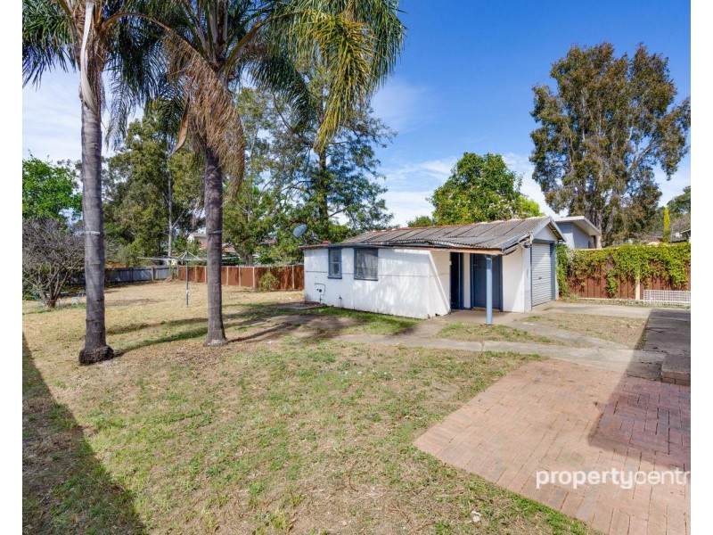 54 Barker Street, Cambridge Park NSW 2747