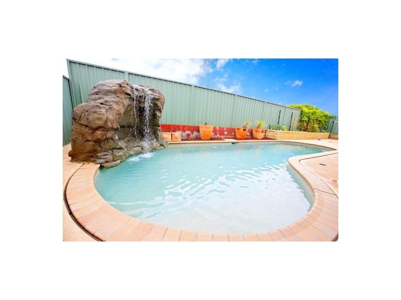 30 Windorra Avenue, Glenmore Park NSW 2745