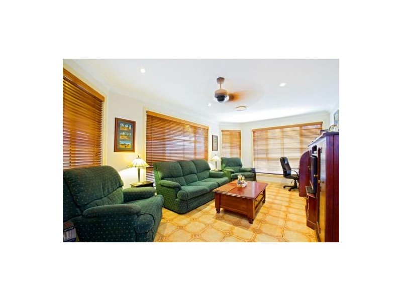 30 Windorra Avenue, Glenmore Park NSW 2745