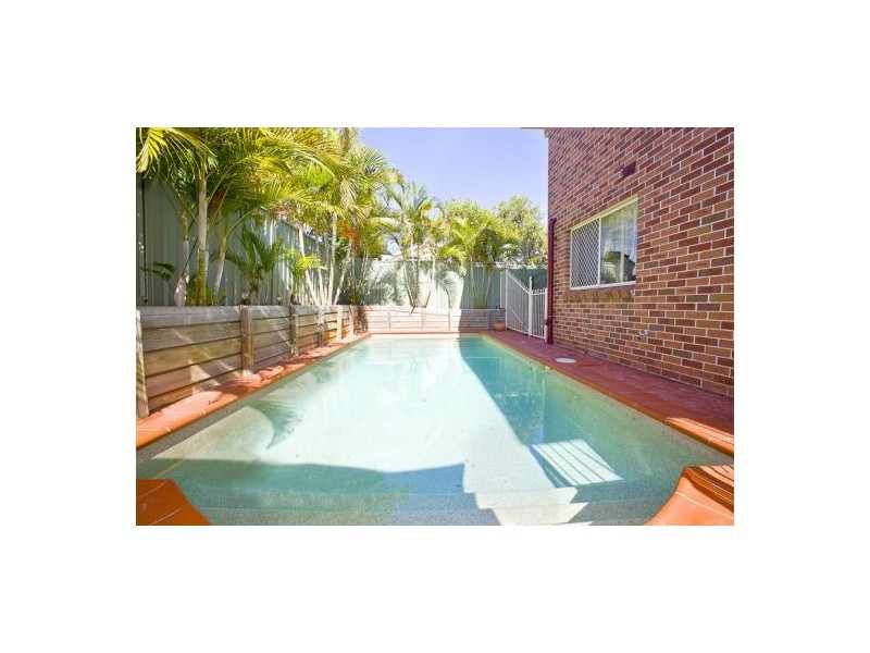 9 Burraga Place, Glenmore Park NSW 2745