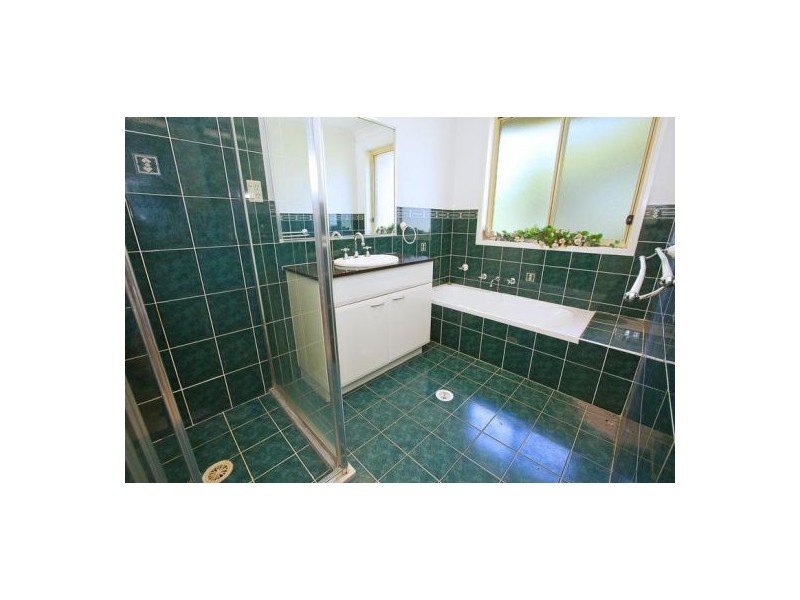 9 Burraga Place, Glenmore Park NSW 2745