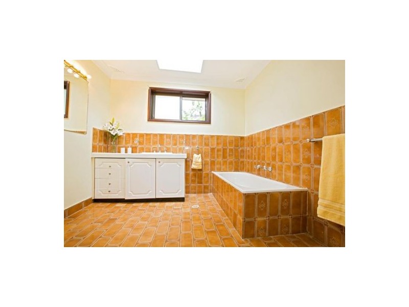 32 Beauty Point Crescent, Leonay NSW 2750