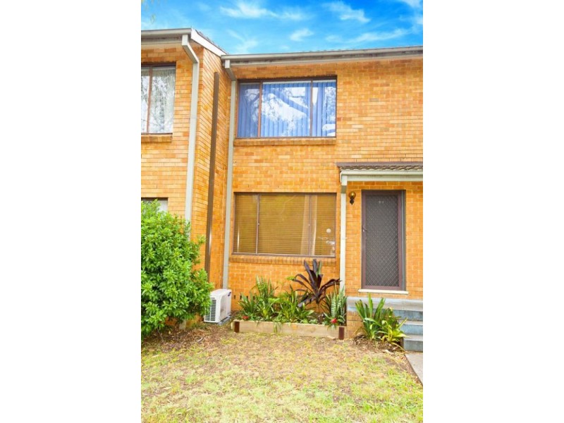 23/2-8 Kazanis Court, Werrington NSW 2747
