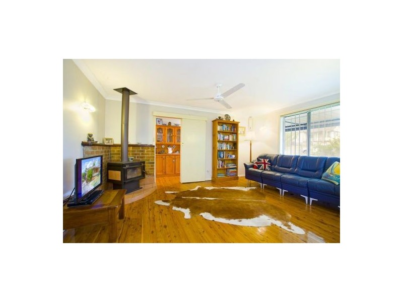 8 Dundee Street, Cambridge Park NSW 2747