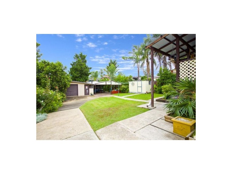 8 Dundee Street, Cambridge Park NSW 2747