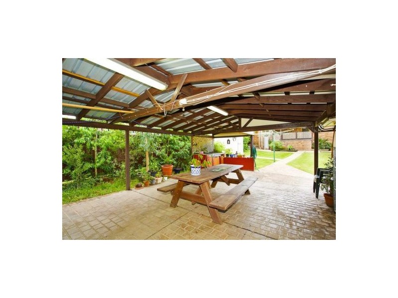 8 Dundee Street, Cambridge Park NSW 2747