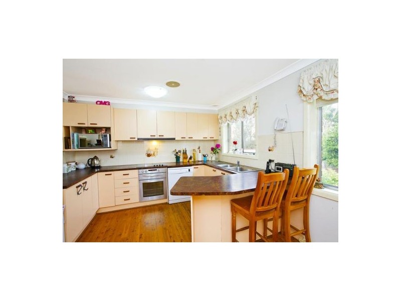 8 Dundee Street, Cambridge Park NSW 2747