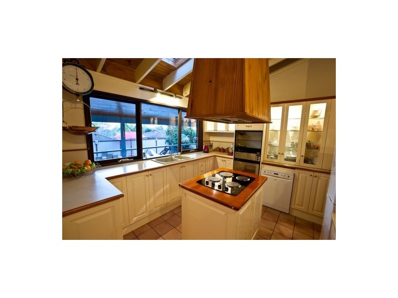 23 Cliffbrook Crescent, Leonay NSW 2750