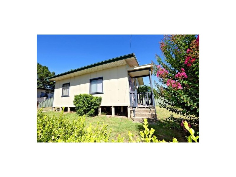 45 Third Street, Warragamba NSW 2752