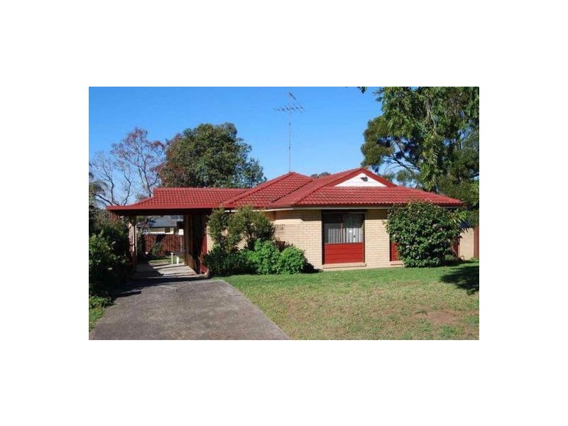 9 Nerang Circuit, South Penrith NSW 2750