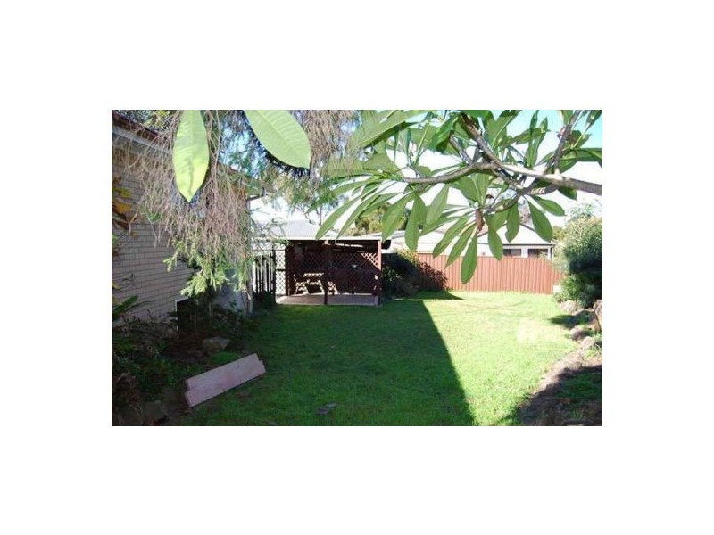 9 Nerang Circuit, South Penrith NSW 2750