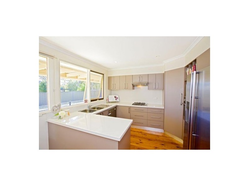 11 Denintend Place, South Penrith NSW 2750