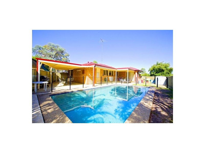 11 Denintend Place, South Penrith NSW 2750