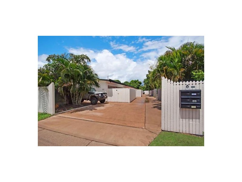 West End QLD 4810
