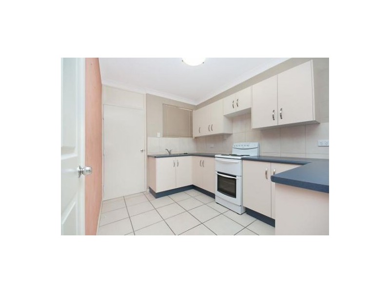 West End QLD 4810