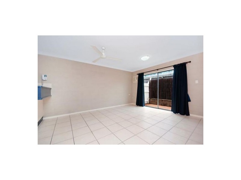 West End QLD 4810