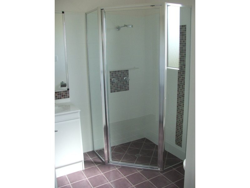 Bushland Beach QLD 4818