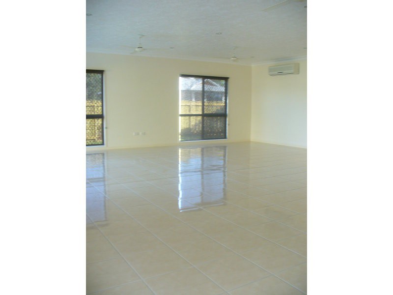 Mount Louisa QLD 4814