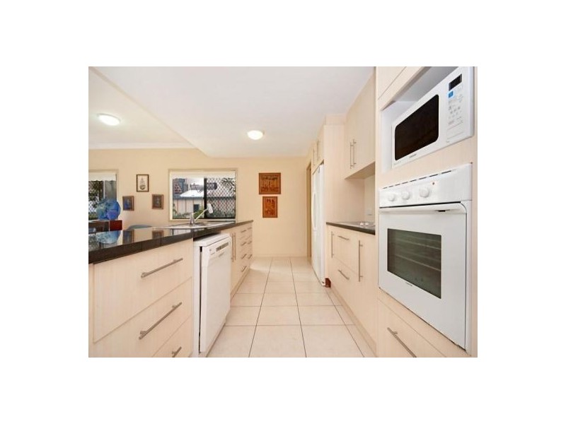 Rowes Bay QLD 4810