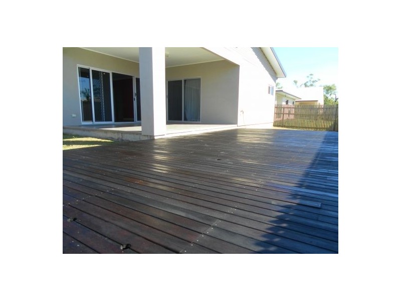 Mount Louisa QLD 4814