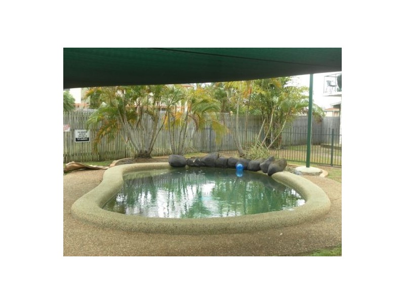 West End QLD 4810