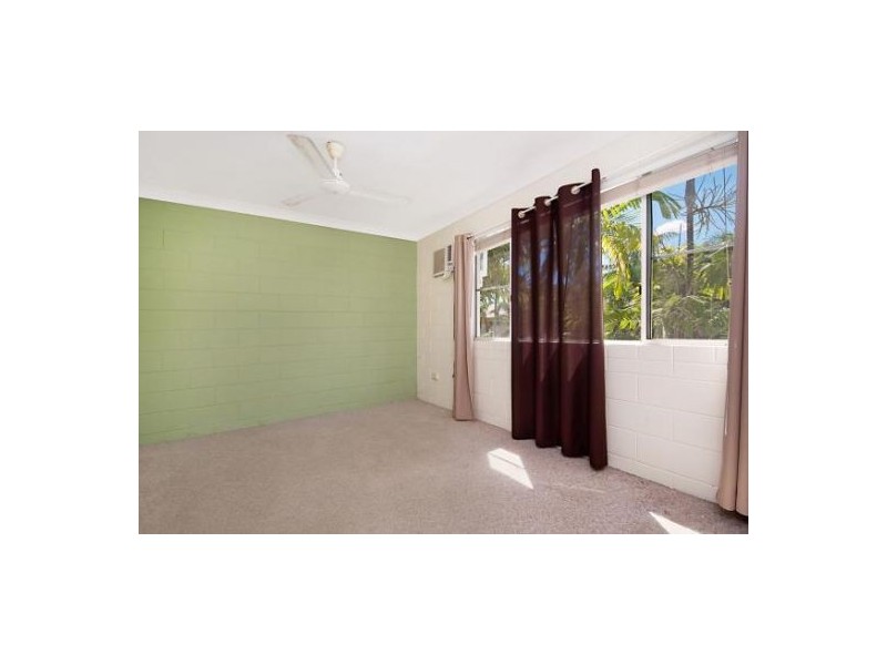 Pimlico QLD 4812